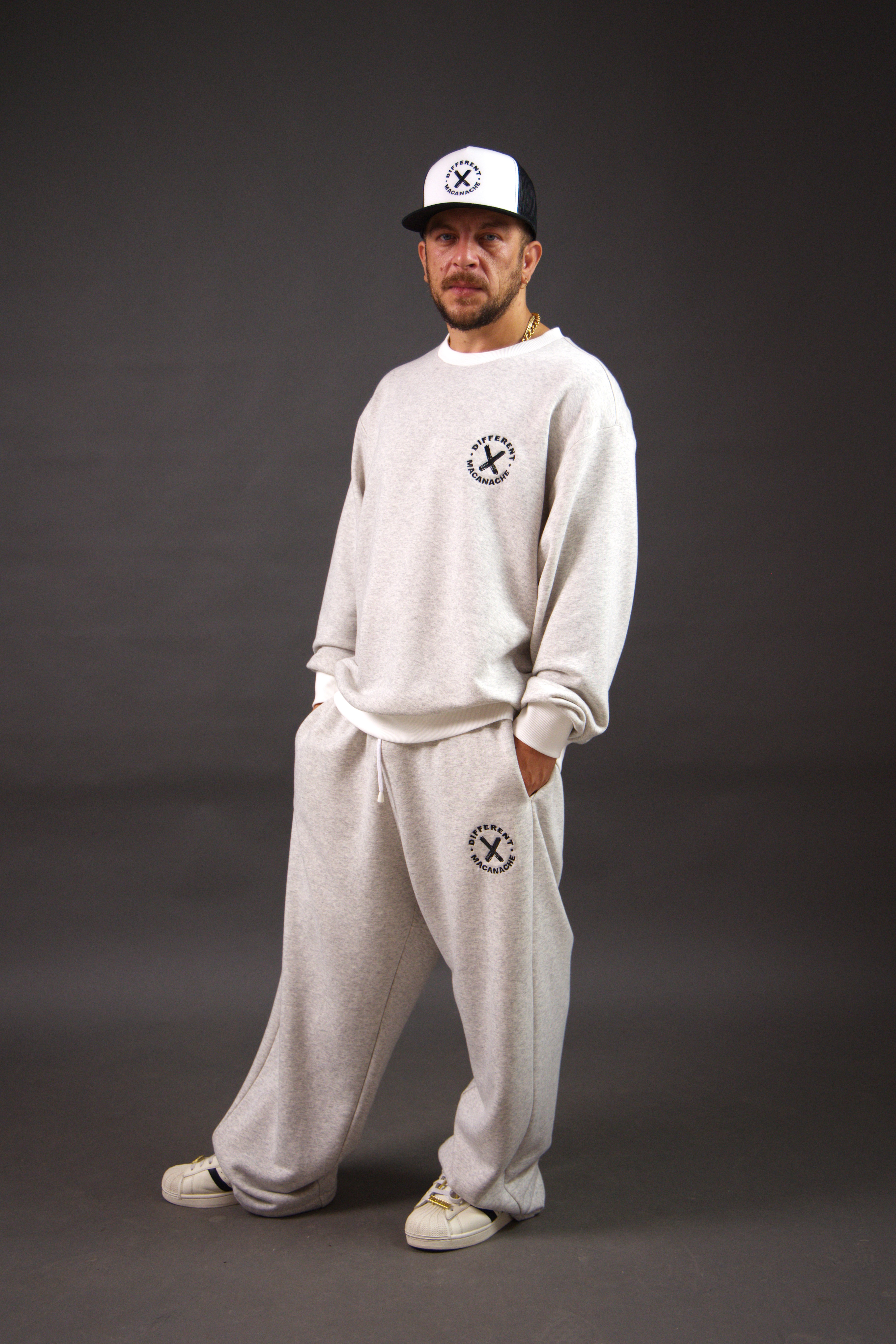 Pantaloni lunigi oversize barbati Macanache X DifferentCut – imagine 3