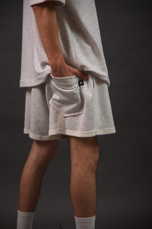 Pantaloni scurti barbati cu slit - Macanache X DifferentCut – imagine 3