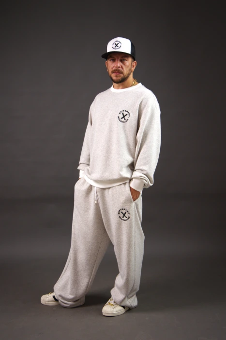 Pantaloni lunigi oversize barbati Macanache X DifferentCut – Gri (3)