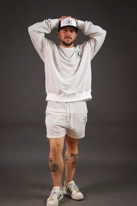 Pantaloni scurti barbati cu cusaturi pe fata - Macanache X DifferentCut – Gri (5)