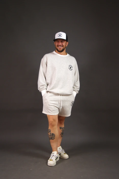 Pantaloni scurti barbati cu cusaturi pe fata - Macanache X DifferentCut – Gri (3)
