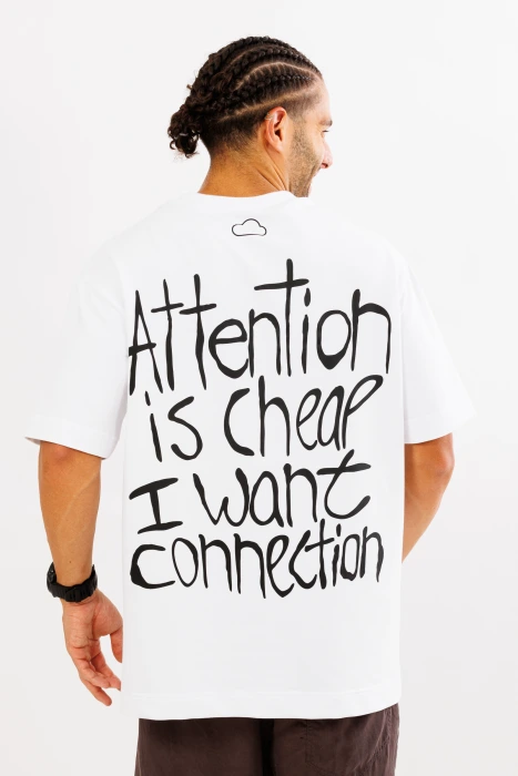 Tricou alb oversize DIFFERENT X @ISCLOUDNINE_