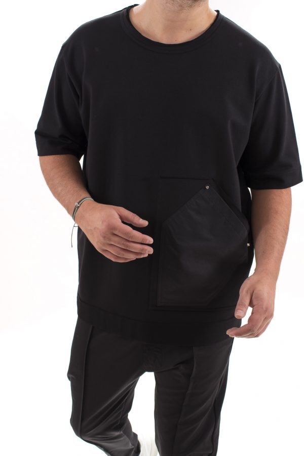 Tricou black huge pocket oversize
