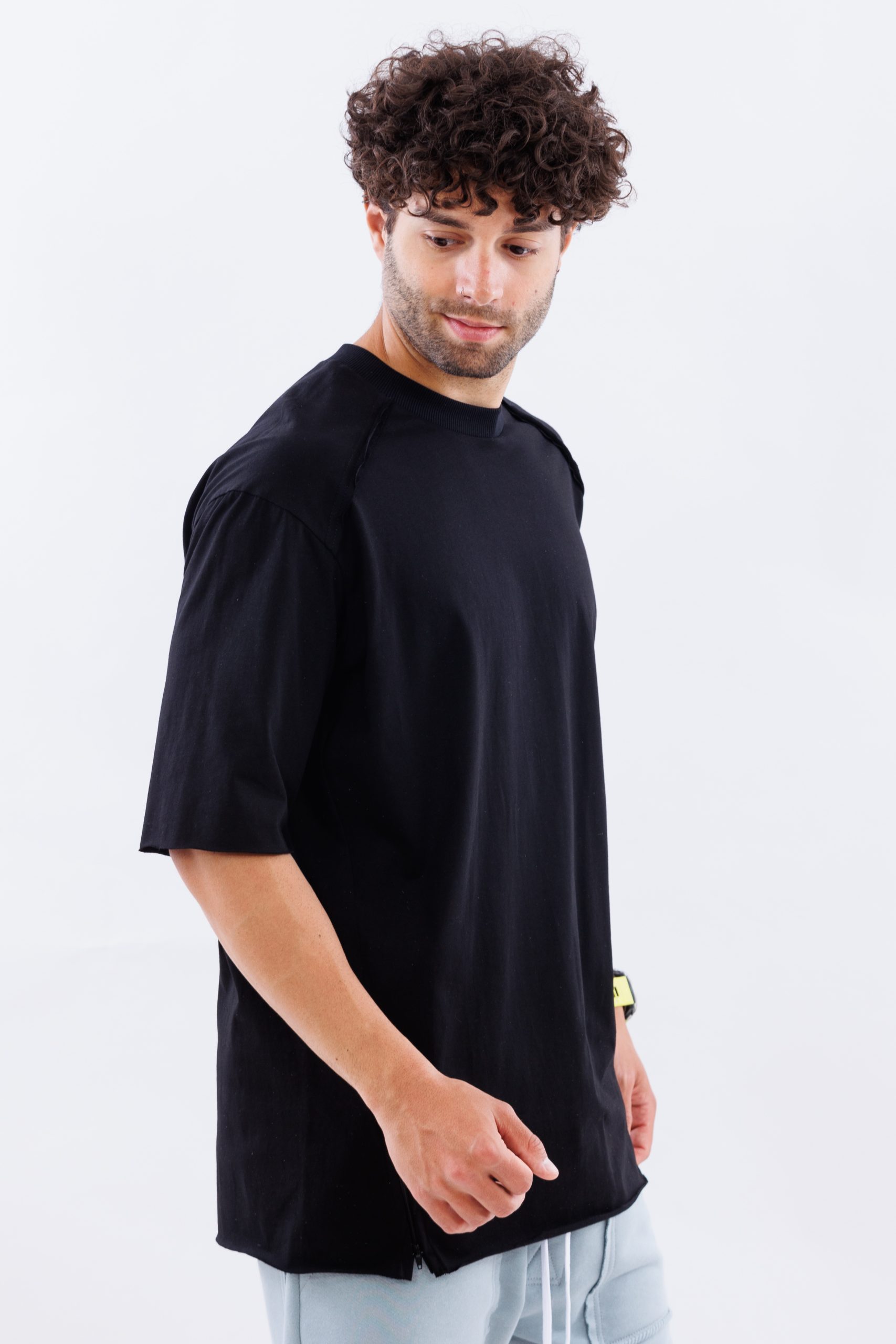 Tricou negru lejer Pure Black Tricou negru lejer Pure Black