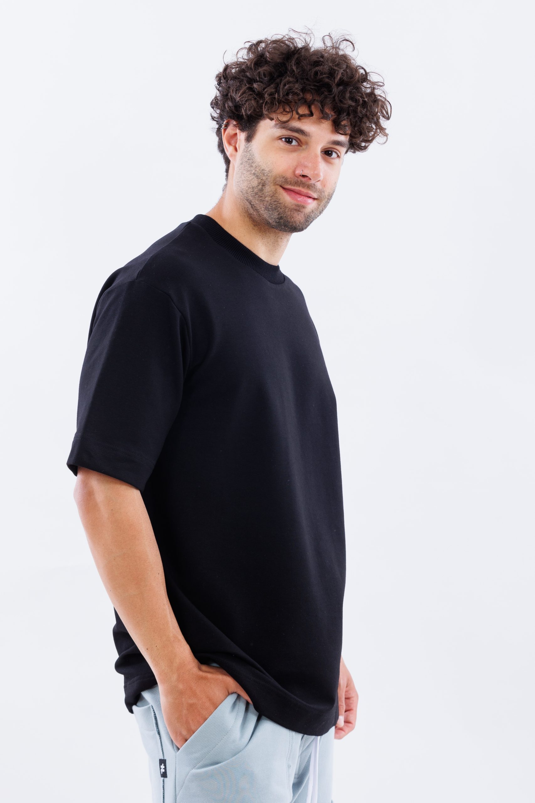 Tricou negru oversize deep core Tricou negru oversize deep core