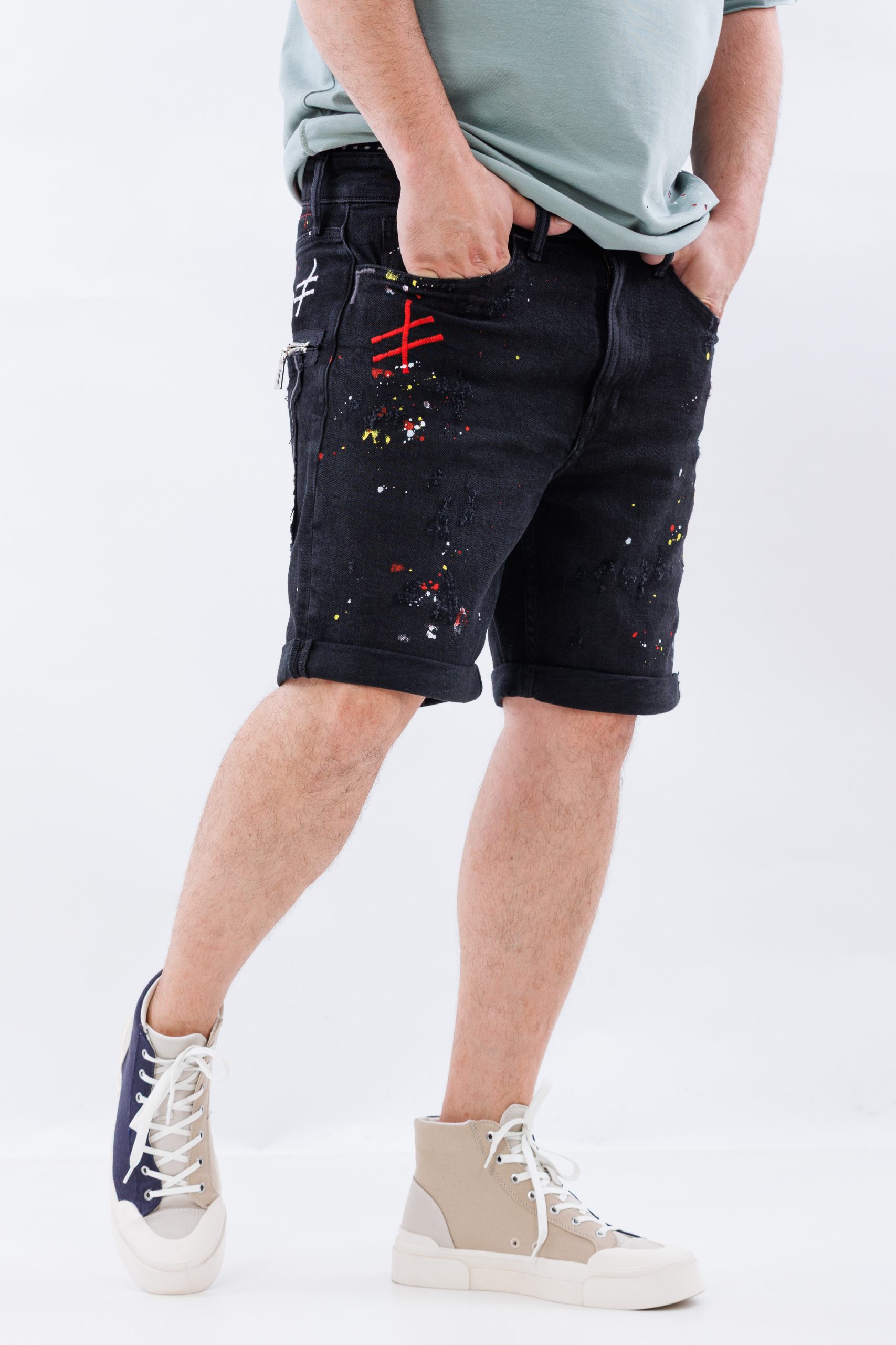 Blugi scurti negri urban stroke Blugi scurti negri urban stroke