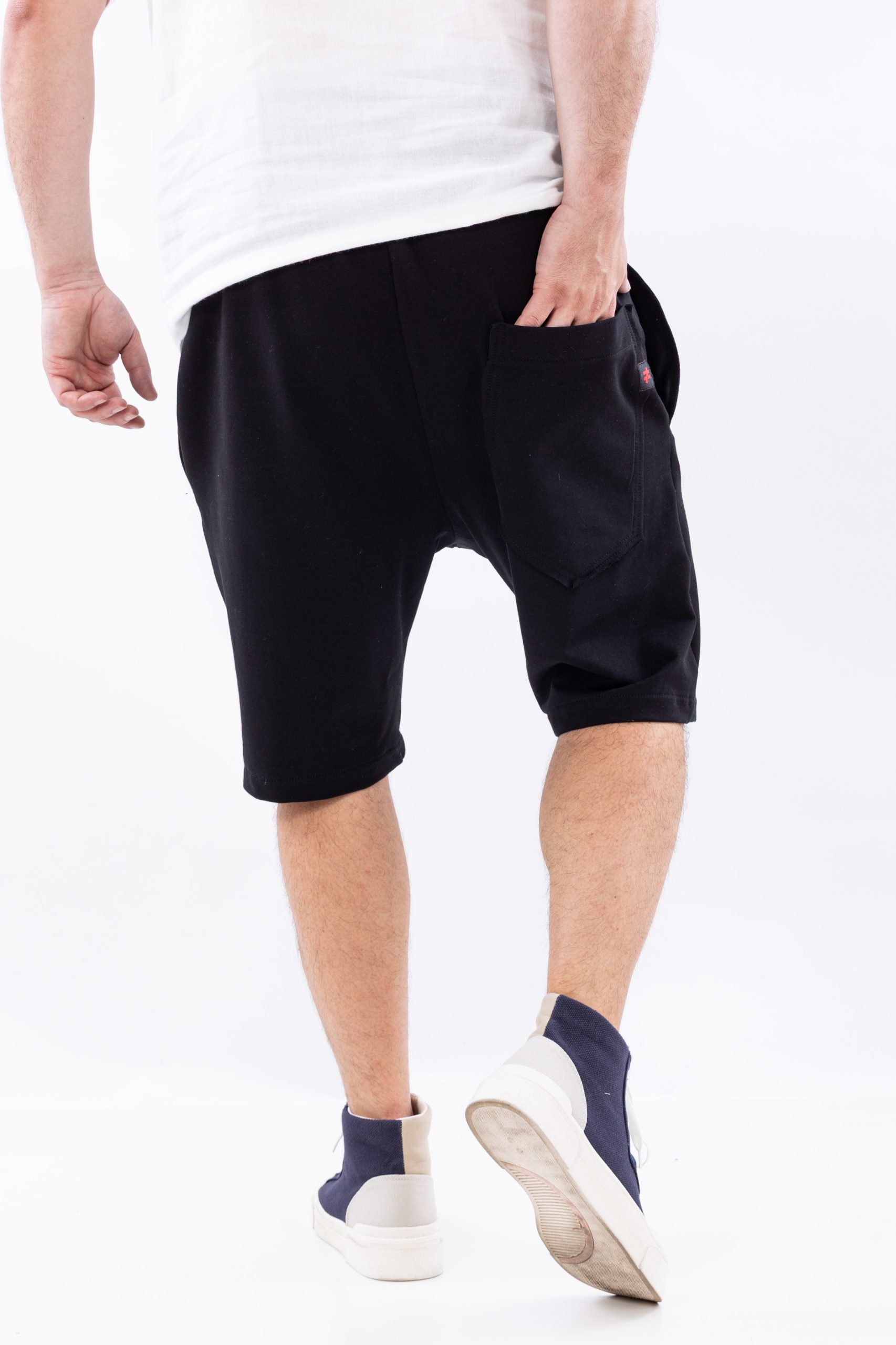 Pantaloni scurti din bumbac offcut black Pantaloni scurti din bumbac offcut black