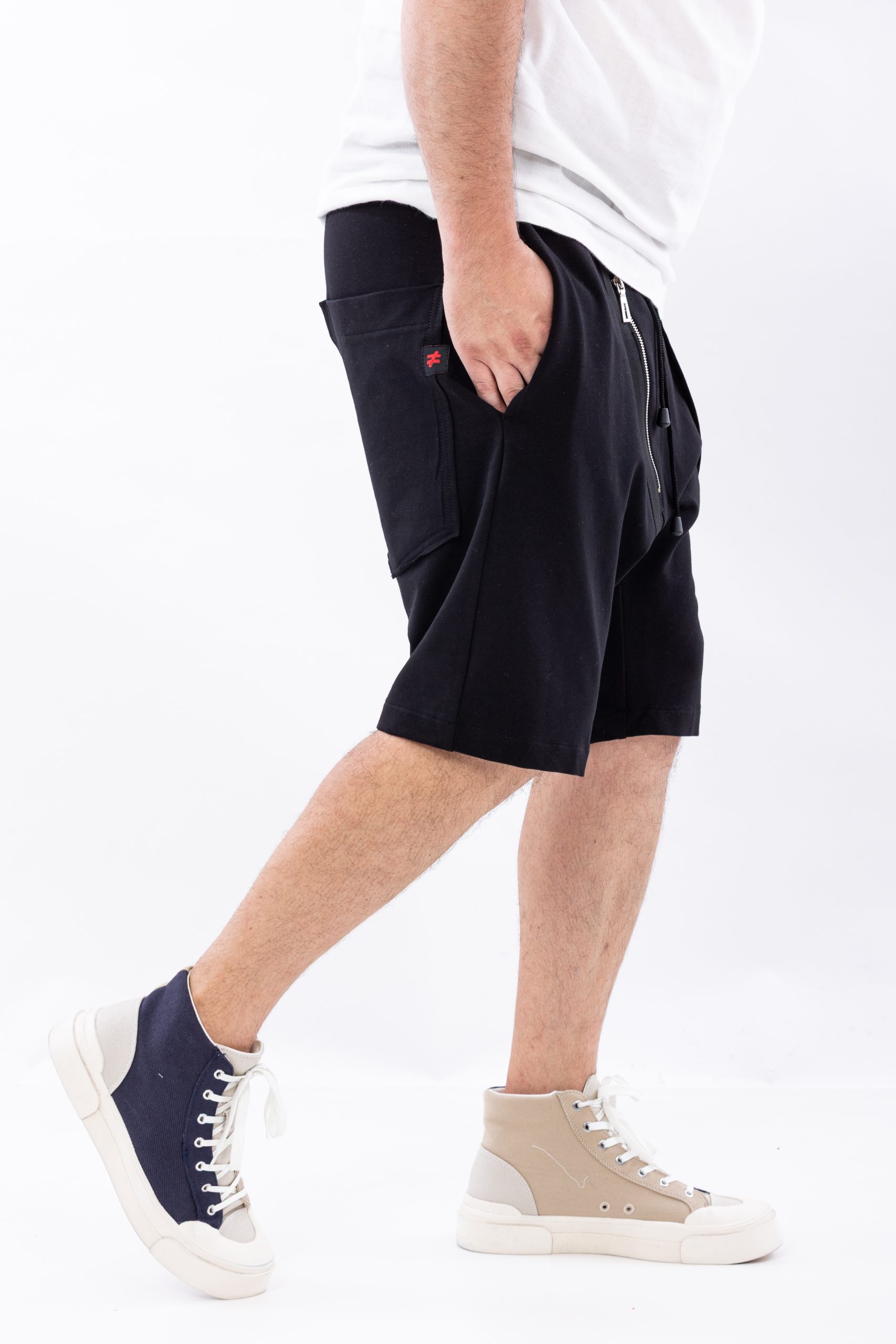 Pantaloni scurti din bumbac offcut black Pantaloni scurti din bumbac offcut black