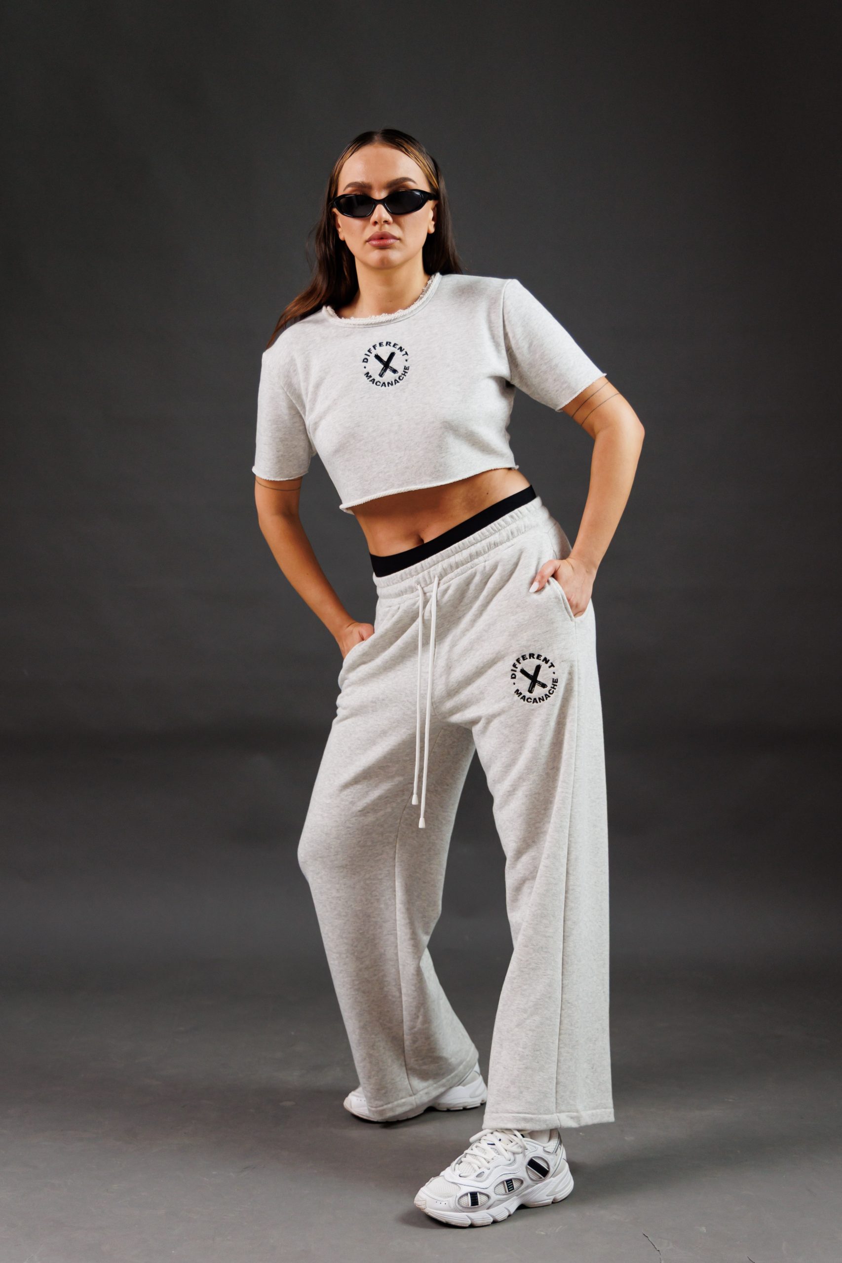 Pantaloni lungi lejeri fete Macanache X DifferentCut